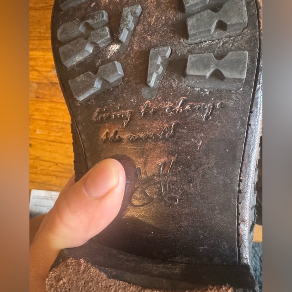 JOHN FLUEVOG - Picture 3 of 14